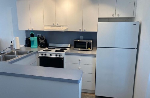 Hollywood South Central Beach Apartment | Marine Villas # 3