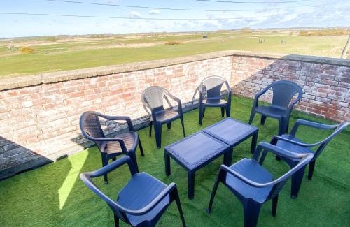 Felixstowe House | Mariners Lodge