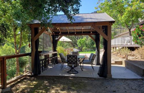 Santa Rosa House | Mark West Retreat