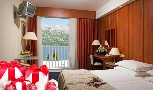 Cove Tri Zala (Zrnovo) Hotel | Marko Polo Maradiso Hotel by Aminess