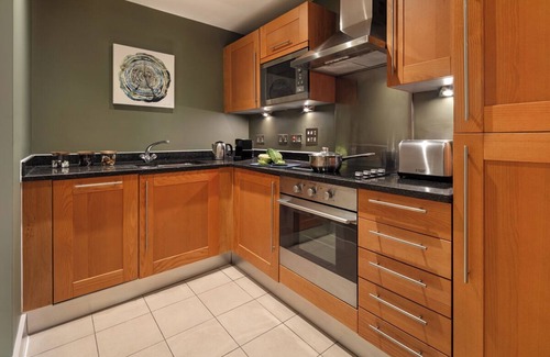 Stepney Green Apartment | Marlin Apartments Commercial Road - Limehouse