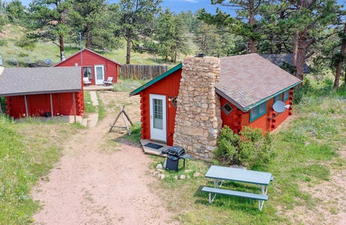 Red Feather Lakes Cabin | Marr's Mountain Cabins - Cabin 3