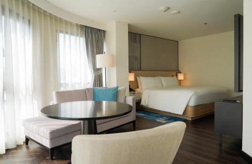 Khlong Toei Hotel | Marriott Executive Apartments Bangkok, Sukhumvit 50