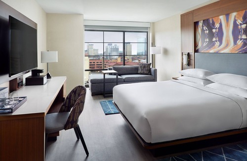 Downtown Knoxville Hotel | Marriott Knoxville Downtown