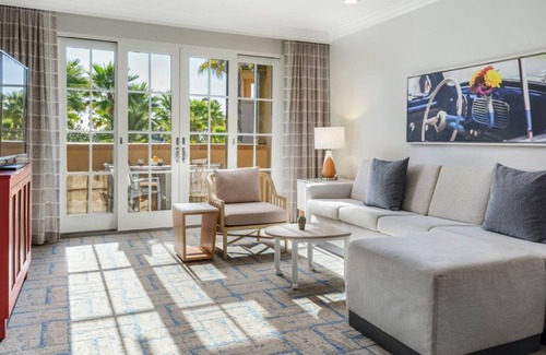 Newport Coast Resort | Marriott Newport Coast 2 bedroom full villa w/kitchen full living roomnsleeps 8