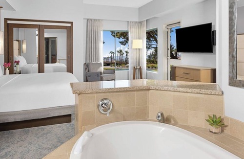 Palm Desert Resort | Marriott's Desert Springs Villa I Studio; Many Dates Available!