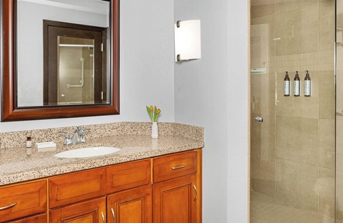 Palm Desert Resort | Marriott's Desert Springs Villa I Studio; Many Dates Available!