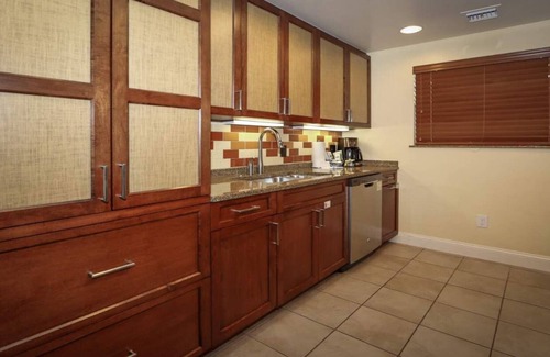 Florida Central Atlantic Coast Resort | Marriott's Lakeshore Reserve 1 Bedroom Villa