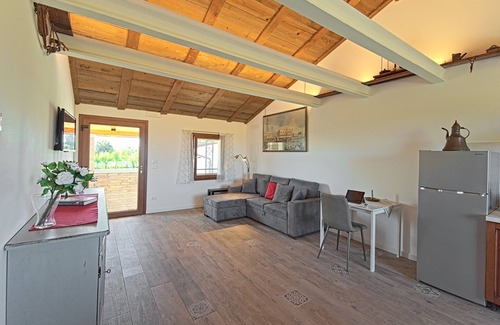 Santa Maria di Sala Apartment | Marsari House