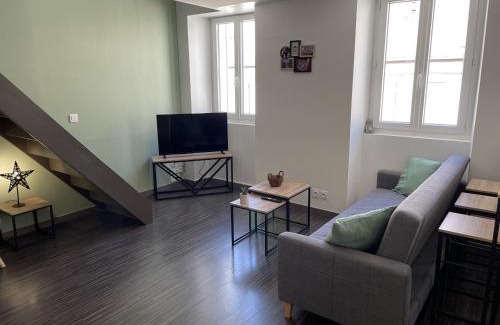 Baille Apartment | Marseille Mood II - Centre ville - calme - Duplex - 5 couchages - cuisine complète