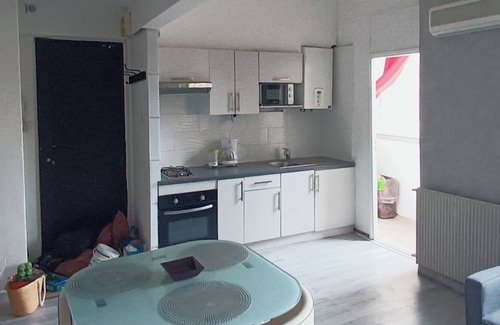 Saint-Lambert Apartment | Marseille Plage et Vieux-Port F3 wifi Netflix