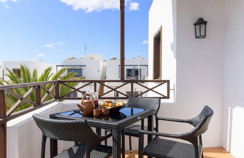 Playa Honda Apartment | Marta