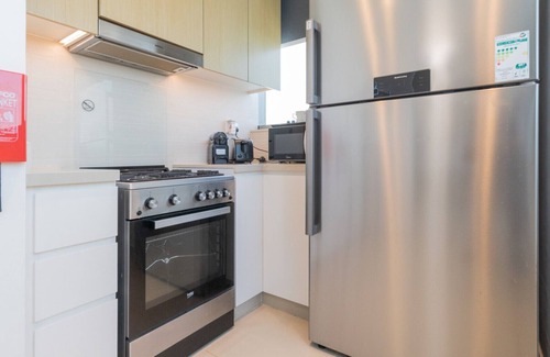 Dubai Marina Apartment | Marvelous 2BR Apt W/Marina View