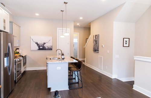 Nashville House | Marvelous Home in North Nashville- Rooftop Hot Tub- Pool Table- Skyline Views!