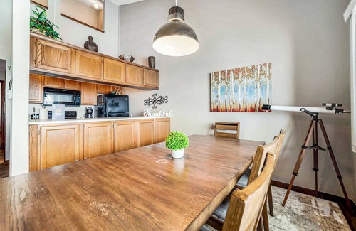 Silvercreek Condo | Marvelous mountain condo with mountain views & balcony - dog-friendly