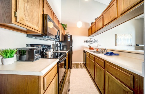 Silvercreek Condo | Marvelous mountain condo with mountain views & balcony - dog-friendly