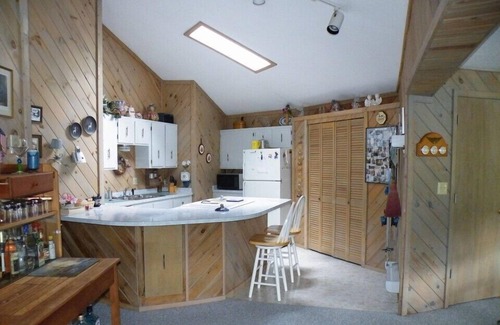 Beech Mountain Ski Chalet | Marvelous Panoramic Mountain Views All Year, Private,Club,Skiing Slopes nearby!