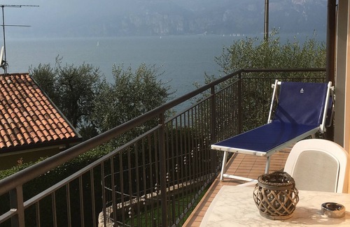 Magugnago Apartment | Mary Apartments: 55 sqm Lake View Swimmigpool near town center and beach