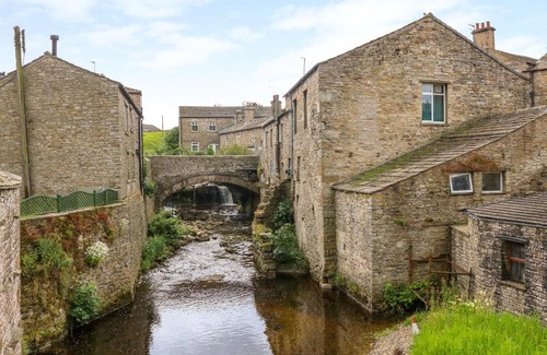 Hawes House | Mary's Cottage