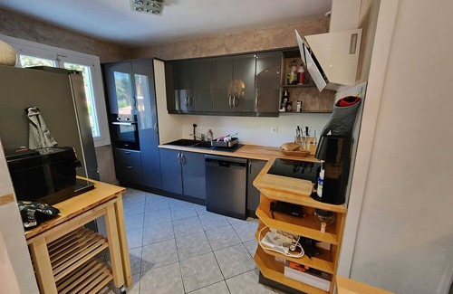 Toulon Villa | Mas 150m2 Clim.4 ch 8 Pers.avec Piscine ds Jardin Exotique+ Balnéo. Plages à 15'