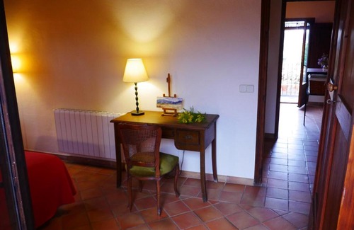 Sant Jaume dels Domenys Hotel | Mas Castell de Gimenelles