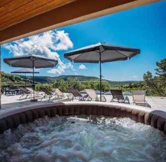 Saint-Christol-de-Rodieres Villa | Mas de Toulair, Charme et confort 5 étoiles