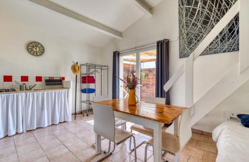 Saintes-Maries-de-la-Mer House | Mas des Cypres - Mazet 5