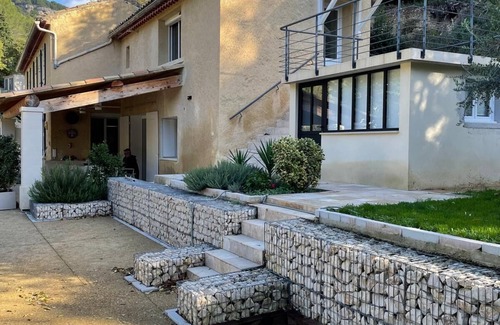 Fontaine-de-Vaucluse Villa | MAS PROVENCAL 10 - 12 persons with swimming pool in Fontaine de Vaucluse