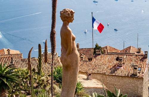 Peillon Apartment | "Mas Thomasine quiet romantic apartment in nature in Peillon