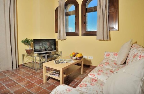 Banyeres del Penedes Cottage | Masia Casa Roja for 4 people