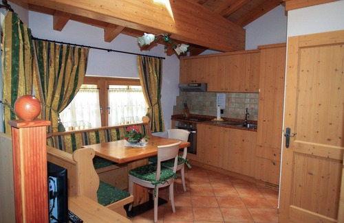 Almazzago House | MASO MARGHERITA - LA SPLEUZA