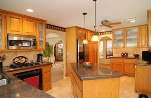 Palm Desert House | Massive Estate Property with Private Pool/Spa & Tennis Court