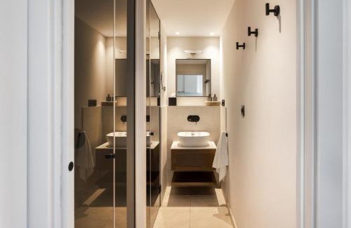 Gothic Quarter Apartment | master La Rambla