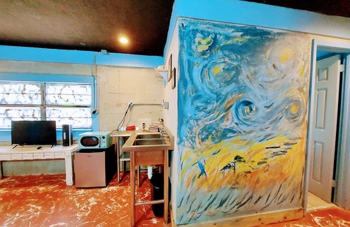 Melbourne Apartment | MASTER Studio apt. nearby Melbourne Beach & Downtown