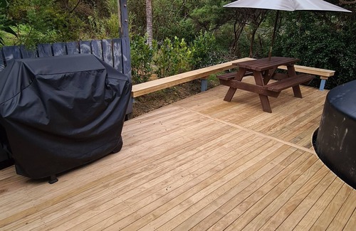Matapouri House | Matapouri bach - beautiful Northland beach