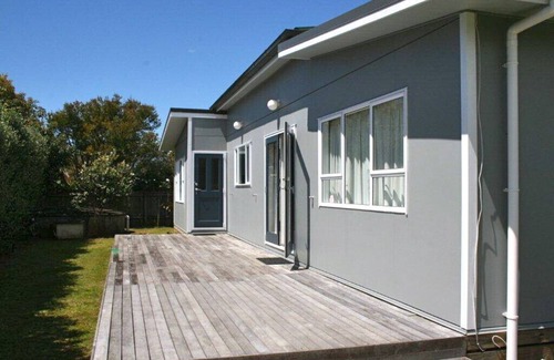 Matapouri Cottage | Matapouri Cottage - Matapouri Holiday Home