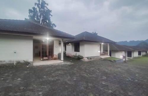 Cipanas Hotel | Mataram Cottage Syariah Mitra RedDoorz