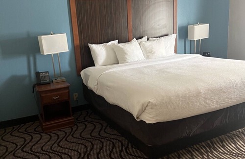 Mathis Hotel | MATHIS DELUXE HOSPITALITY