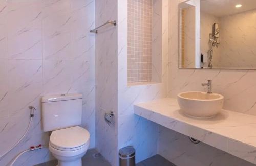 Rangsit Hotel | Matinii Premier