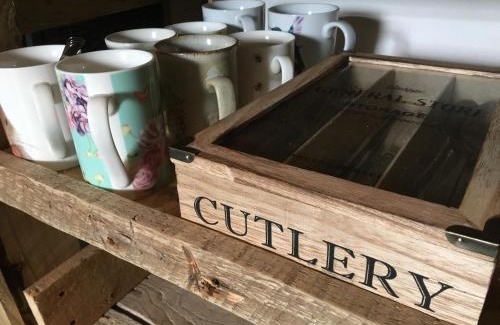 Matlock Apartment | Matlock Glamping Rooms