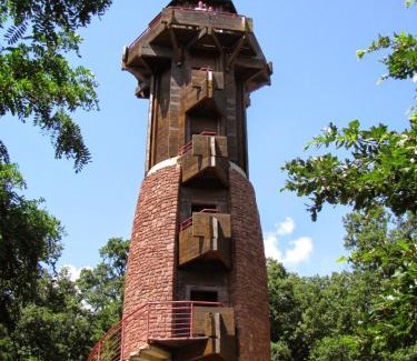 Revfulop House | Matróz
