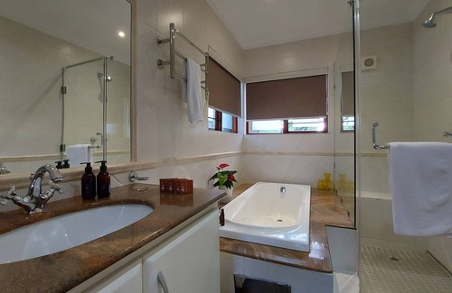 Nelspruit Bed & Breakfast | Matumi Golf Lodge