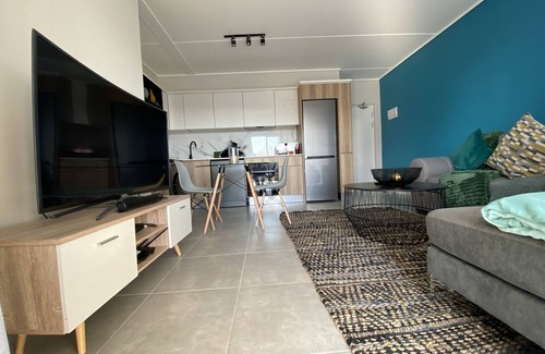 Greater Johannesburg Metropolitan Area Apartment | Mawuya Tigashire #89 Executive Apartments @Munyak