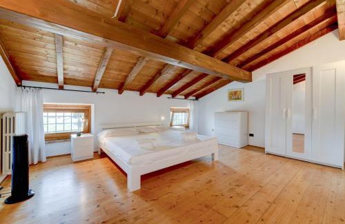 Colà Di Lazise Apartment | Maxi Loft - Family & Friends a 5 minuti da Gardaland