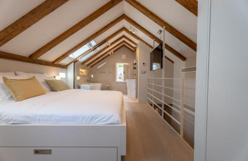 Pile Villa | Maxima Comoda luxury villa