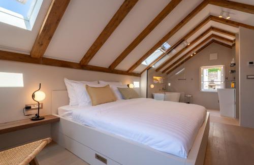 Pile Villa | Maxima Comoda luxury villa