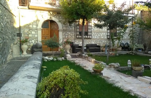 Pescina Villa | Maximum tranquility in the center