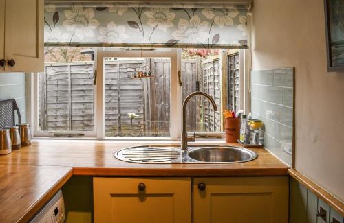 Saxmundham House | May Cottage