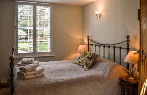Saxmundham House | May Cottage