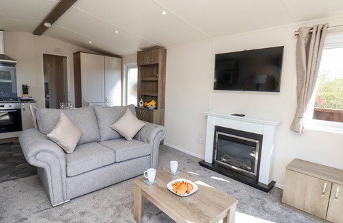 Runswick Bay Cottage | Mayflower Lodge